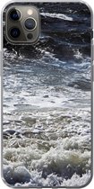 Geschikt voor iPhone 13 Pro Max hoesje - Noordzee - Water - Golven - Siliconen Telefoonhoesje