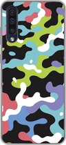 Geschikt voor Samsung Galaxy A50 hoesje - Kleurrijk camouflage patroon - Siliconen Telefoonhoesje
