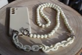 bebeautiful luxe telefoonhoesje met lange parelketting off white Samsung S21