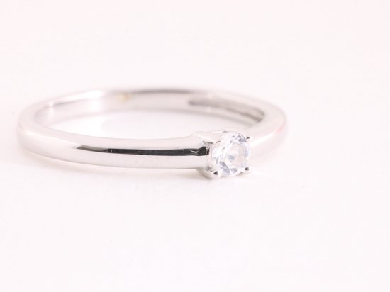 Fijne hoogglans zilveren ring met bergkristal - maat 15.5