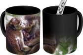 Magische Mok - Foto op Warmte Mokken - Koffiemok - Apen - Tak - Bladeren - Magic Mok - Beker - 350 ML - Theemok