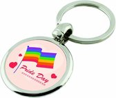 Akyol - Pride Day Sleutelhanger - LGBT - Voor iedereen - Pride - 2,5 x 2,5 CM