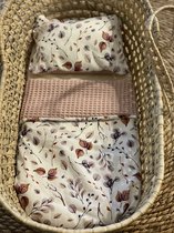 Poppenbeddengoed - poppendeken - oudroze met bladeren