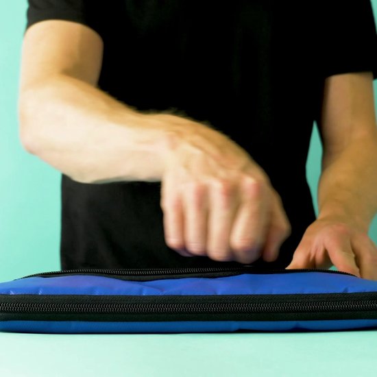 Housse MacBook Air 13 pouces avec poche frontale (en matériau