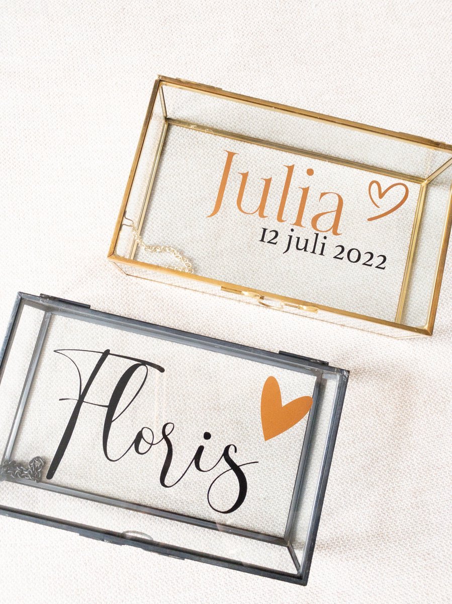 Goedkoopste GLAZEN MEMORY BOX maat L - Goud - PERSONALISEER NAAR WENS | Herinneringsbox | Herinneringskist | Herinneringsdoos | Memorybox | Kraamcadeau met naam | Baby geboortecadeau | Huwelijkscadeau | Ringdoos | Ringendoos | Bewaardoos | Sieradendoos