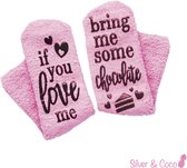 SilverAndCoco® - Chocolade Sokken / Gekke Vrolijke Foute Roze Happy Kleding / Leuke Grappige Dikke Warme Dames Socks / Verjaardag Geschenk accessoires Sok Outfit Katoen / Vrouwen cadeau met Tekst