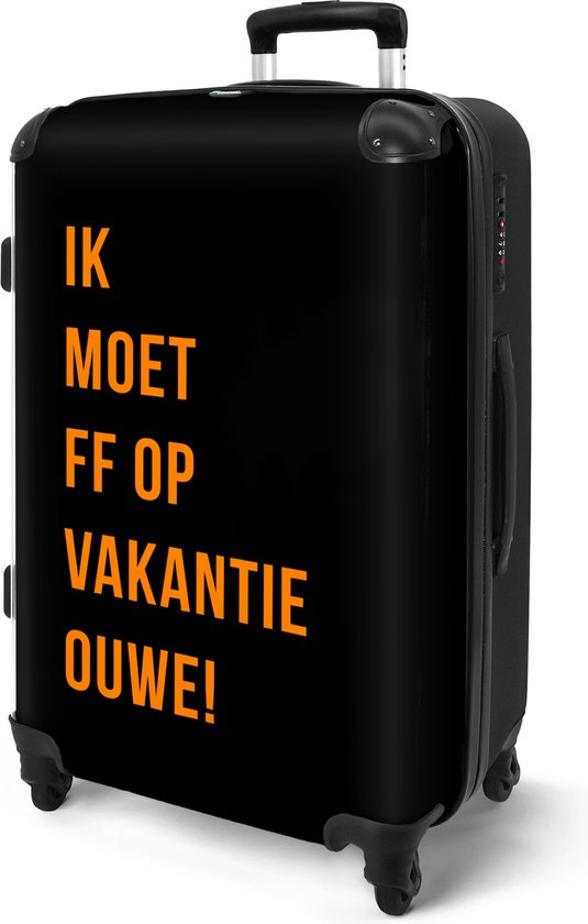 Foto: Noboringsuitcases com grote koffer met quote ik moet ff op vakantie ouwe oranje en zwart reiskoffer met 4 wielen trolley op wieltjes rolkoffer groot bagagekoffer 72 liter ruimbagage valies 20kg valiezen voor volwassenen