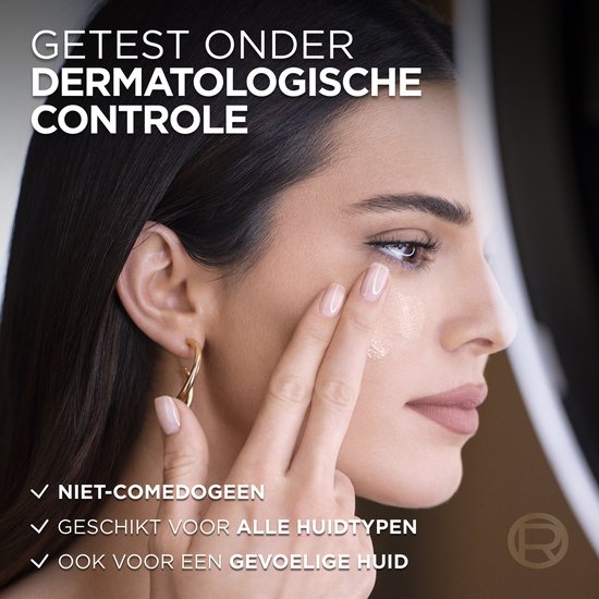 L’Oréal Paris Infaillible 32HR Fresh Wear Foundation - 100 - Langhoudende Foundation met SPF 25 en Vitamine C - 30ML