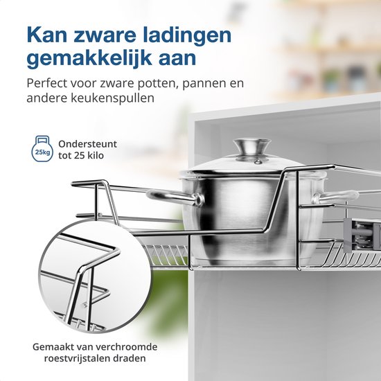 Schuiflade van de TomorrowNow keukenkast organizer met een zware pan, die de draagkracht van 25 kilo demonstreert.