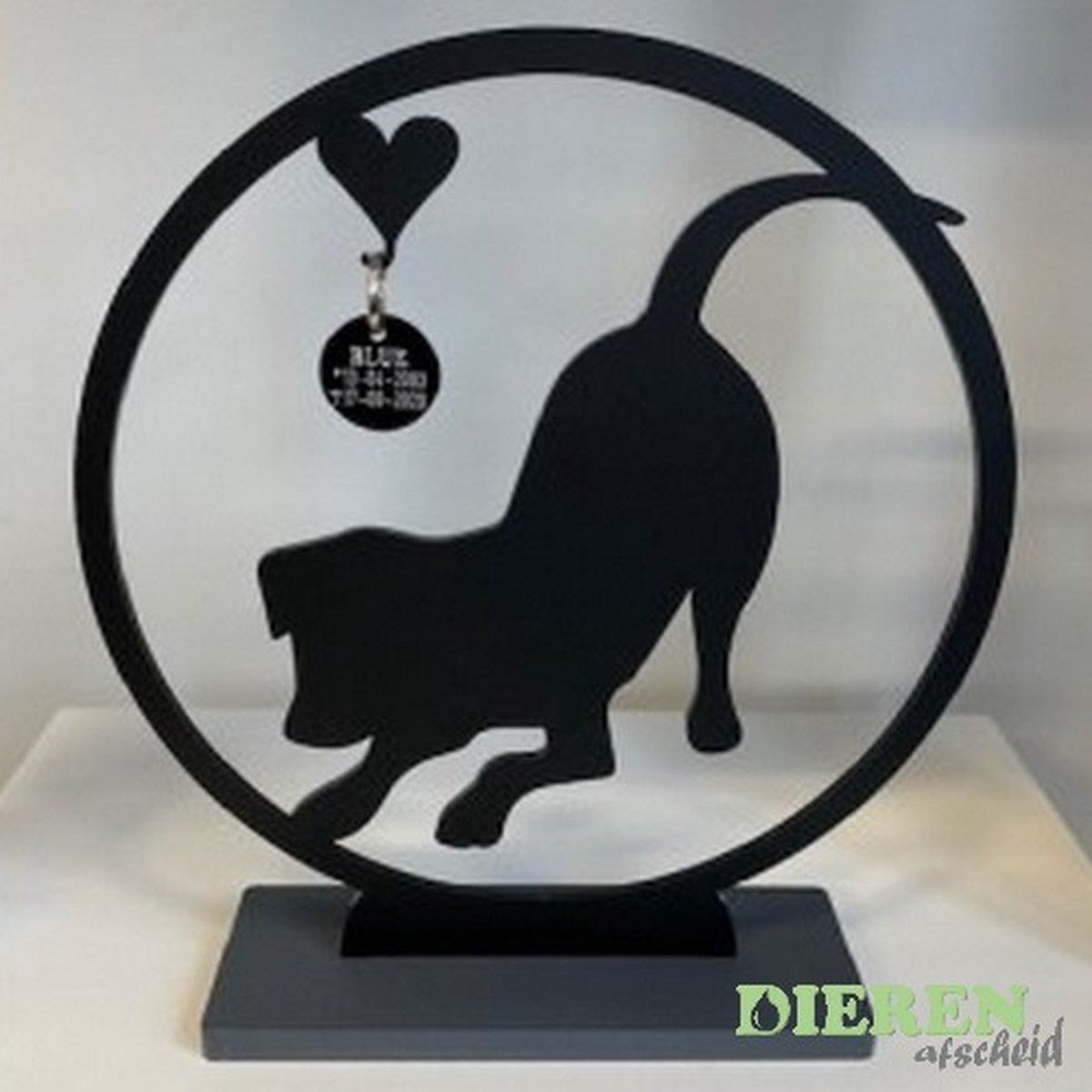 Herdenkingstandaard hond zwart