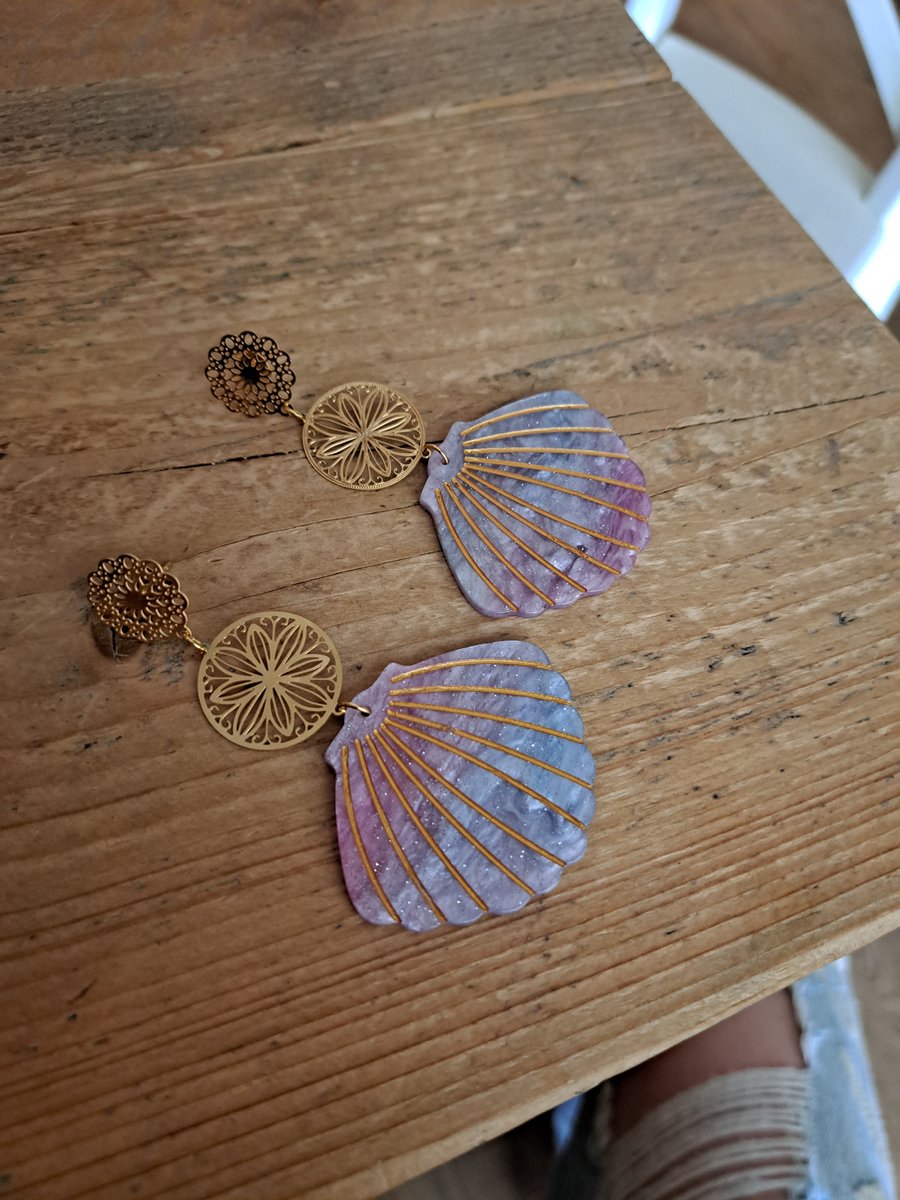 By_Evelien Zeemeermin Oorhangers - Limited Edition - Schelpen - Goud - Lichtgewicht - Ibiza style - Bruiloft - Handmade - Uniek cadeau