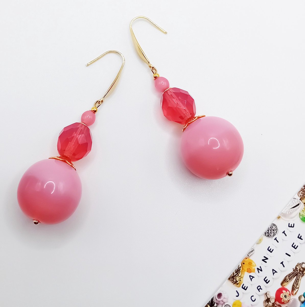 Jeannette-Creatief® - Chique - Glaskralen Oorbellen Pink Facet Gold - Oorbellen - Oorbellen met Glaskralen - Oorbellen Dames - Dames Oorbellen - Valentijn - Valentijnstip - Valentijnscadeautjes - Moederdag