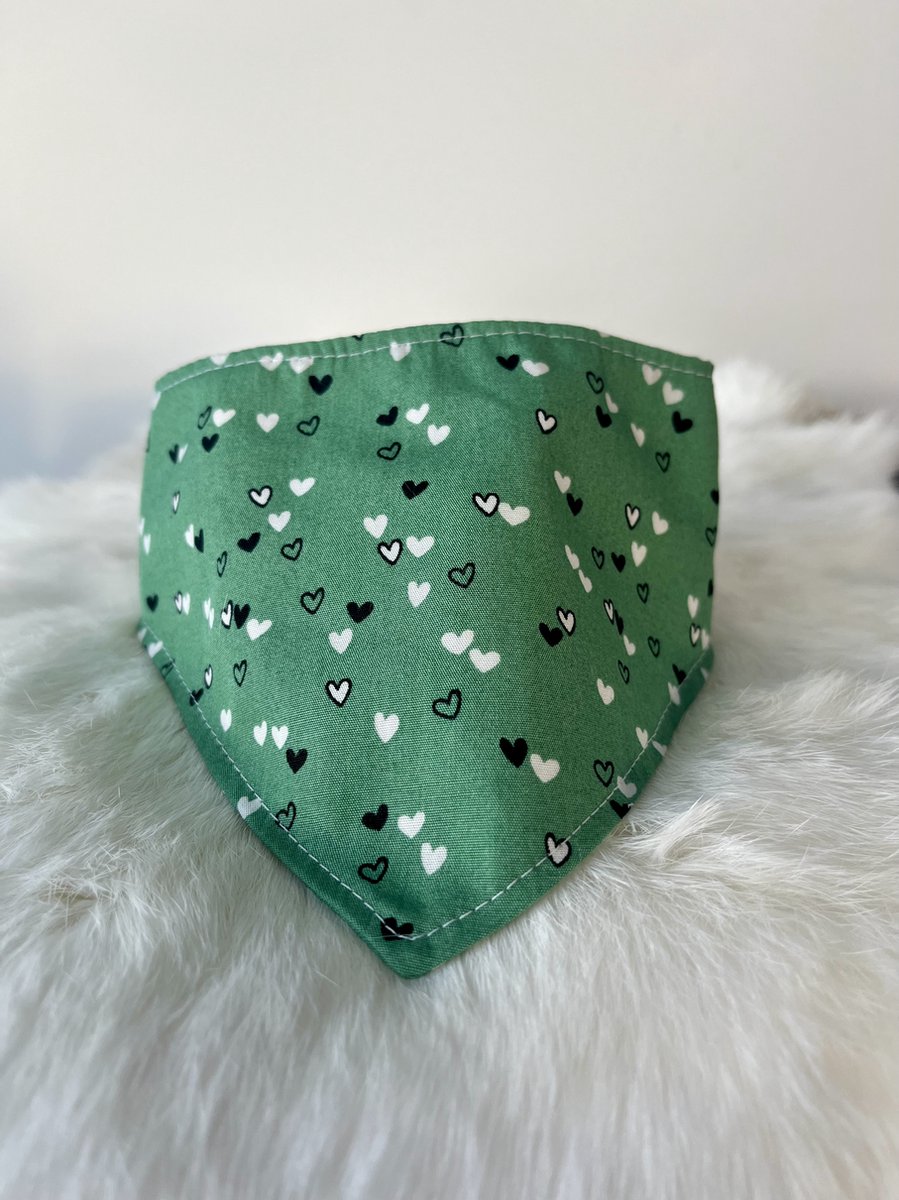 Zwappies - Honden bandana - Sweet valentine - Groen - S 26-30cm