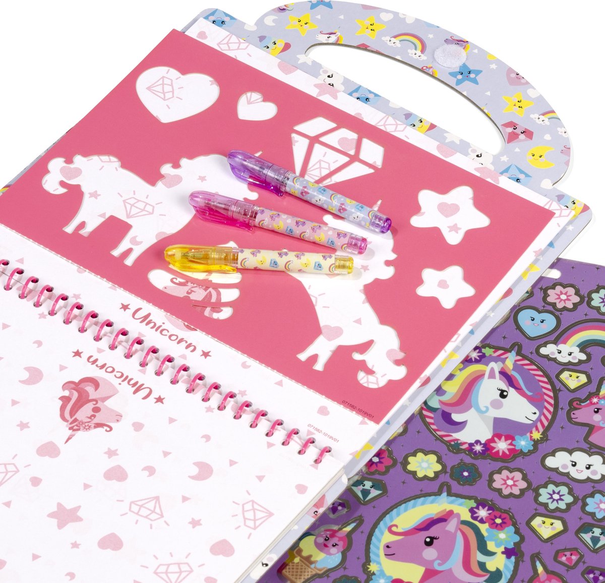 Totum Unicorn Designer vakantieboek, doeboek stickeren, tekenen en schrijven creatief speelgoed meisjes vanaf 3 jaar - 25 delig - incl. stickers en sjablonen knutselen cadeau tip — afbeelding 3