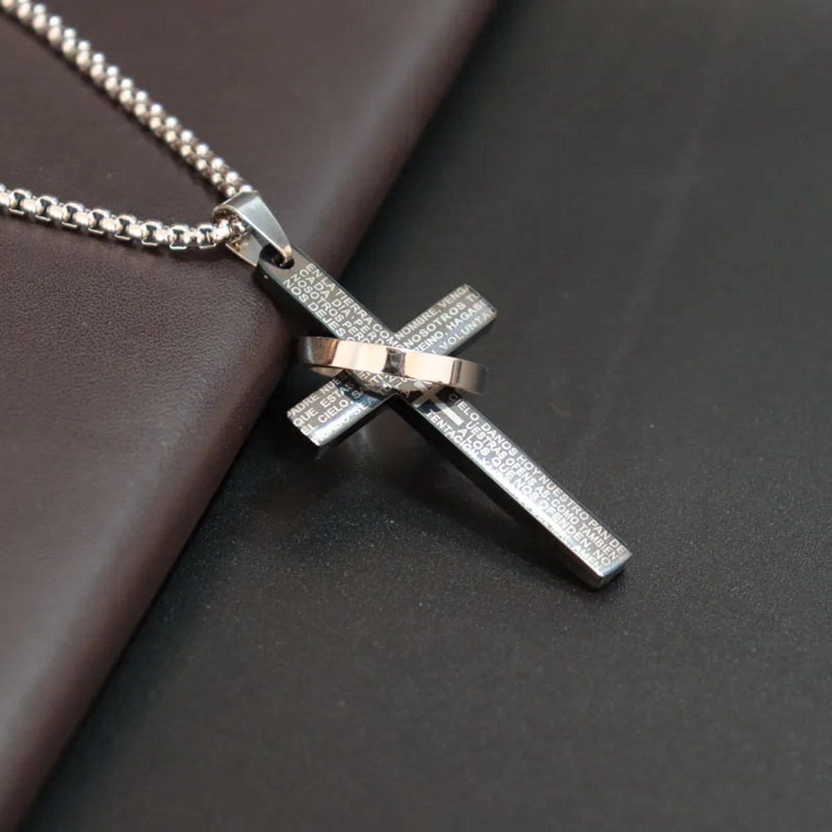 Donley Ring/Kruis ketting Zwart text - Holy cross - pade nuesto - heilig kruis - heilige ring - jesus ketting - cross- kruis - jesus - cubaans - don - zwart - thy kingdom come