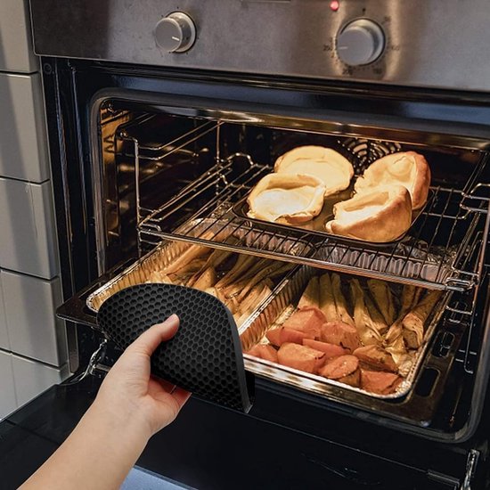 Set van 4 siliconen onderzetters, 2 rechthoekige 2 ronde, siliconen pannenonderzetters, hittebestendig, honingraatpatroon, antislip, voor keuken, woonkamer, badkamer (zwart Set van 4 siliconen onderzetters, 2 rechthoekige 2 ronde, siliconen pannenonderzetters, hittebestendig, honingraatpatroon, antislip, voor keuken, woonkamer, badkamer (zwart