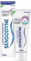 Bol.com 3x Sensodyne Tandpasta Complete Protection + Advanced Whitening 75 ml aanbieding