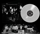 Boekje en helder vinyl met opdruk 'Neil Young with Crazy Horse Early Daze'. Band op podium in zwart-wit, ook een grotere foto van een live-optreden.