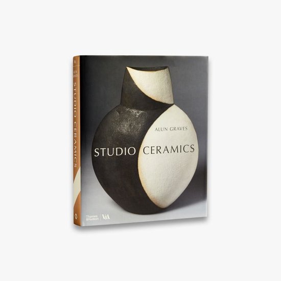 Studio Ceramics (Victoria and Albert Museum) - cover
