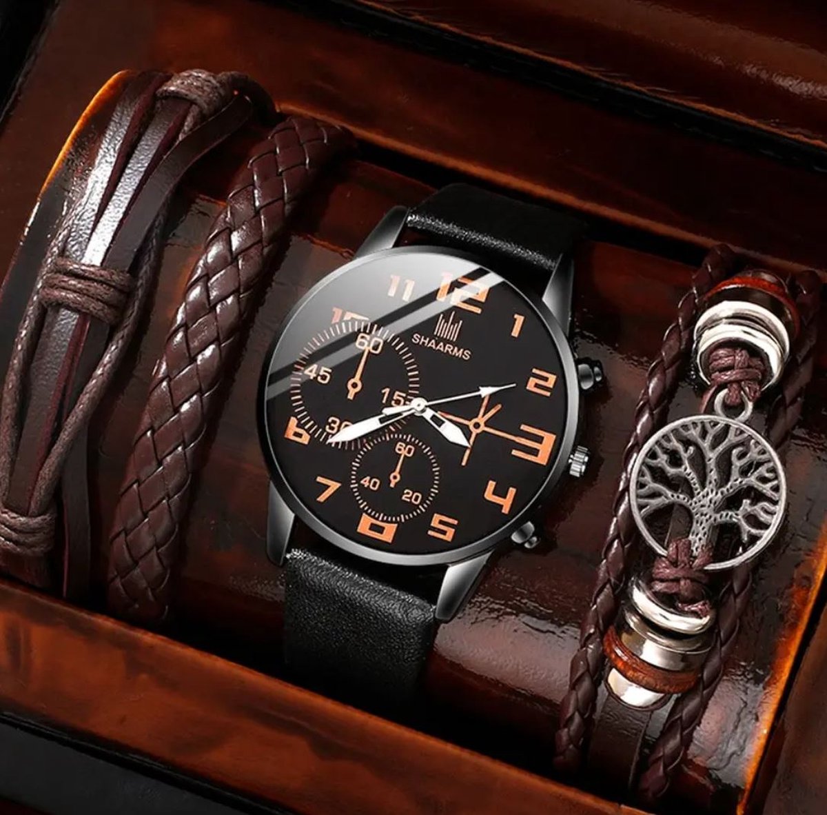 Herenhorloge zwart met 4 bruine armbanden levensboom