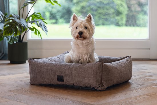 Designed by Lotte hondenmand Unnay Beige 65 x 60 cm - Hond