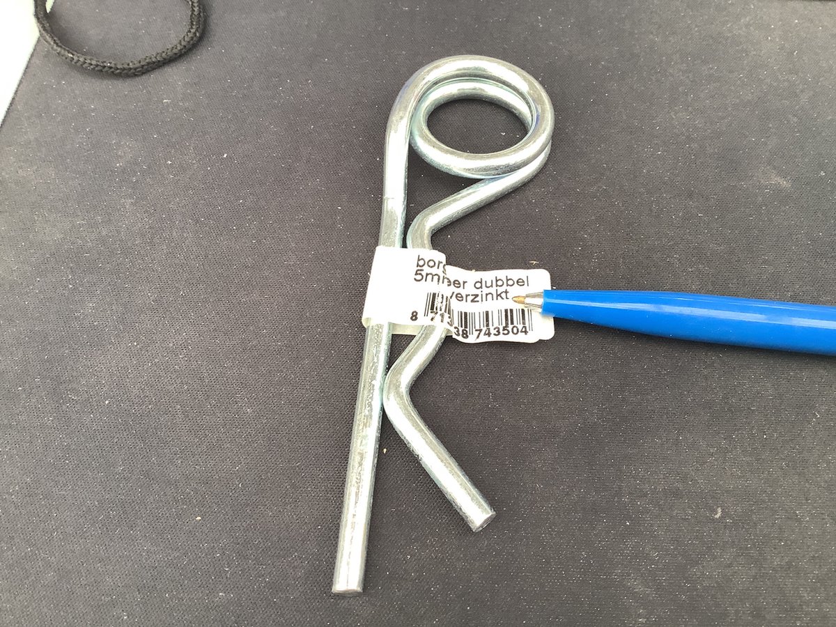 borgveer dubbel sterk. 5 mm. dik x 100mm. lang verzinkt. borgclip'haarspeld.