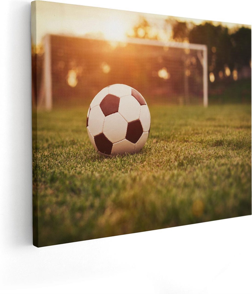 Artaza Canvas Schilderij Voetbal Met Goal Tijdens Zonsondergang - 50x40 - Foto Op Canvas - Canvas Print