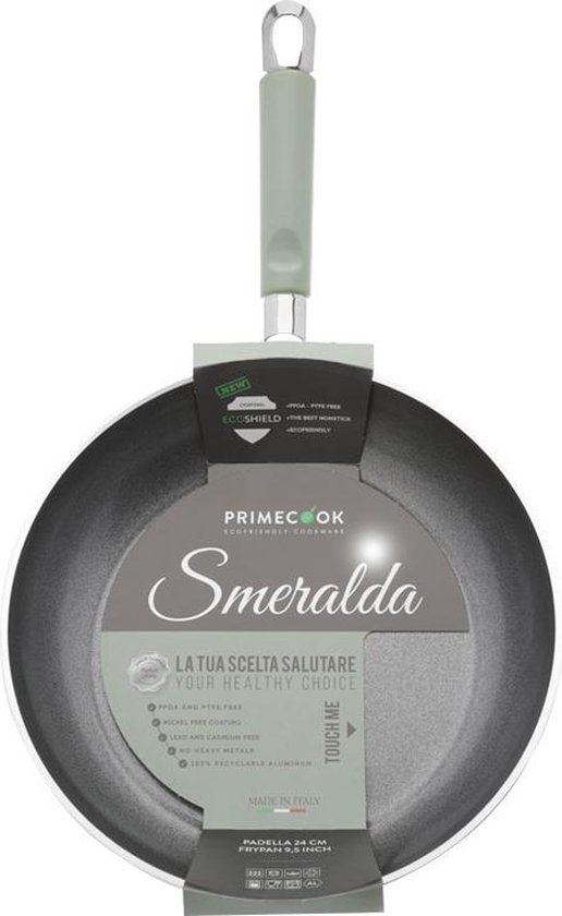 Lichtgroene koekenpan met een donkergrijze binnenkant. Label: 'Smeralda', 'La tua scelta salutare', 'Made in Italy'.