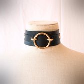 Mermaid Mysteries - BDSM Choker - Verstelbare Faux Leather Collar Halsband met Metalen O-Ring - Zwart