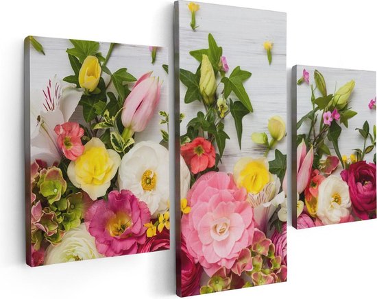 Artaza Canvas Schilderij Drieluik Bloemen Op Een Witte Houten Achtergrond - 90x60 - Foto Op Canvas - Canvas Print