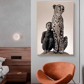 Allernieuwste Canvas Schilderij Afrikaanse Jongen en Cheetah - Wilde Dieren Afrika Cheeta - 70 x 90 cm