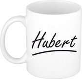Hubert naam cadeau mok / beker met sierlijke letters - Cadeau collega/ vaderdag/ verjaardag of persoonlijke voornaam mok werknemers