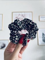Scrunchie bloemenprint | zwart