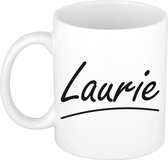 Laurie naam cadeau mok / beker sierlijke letters - Cadeau collega/ moederdag/ verjaardag of persoonlijke voornaam mok werknemers