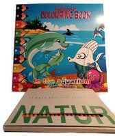 Kleurboek 29 x 29 cm - In het Aquarium - Kleuren op nummer - 24 pagina's - Voordeelset 1 x kleurboek plus 36 viltstiften plus GRATIS 3 neon stiften in leuk bewaarbakje.
