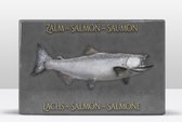 zalm op donkergrijze achtergrond  - niet van echt te onderscheiden schilderijtje op hout - zalm in 6 talen -  Laqueprint