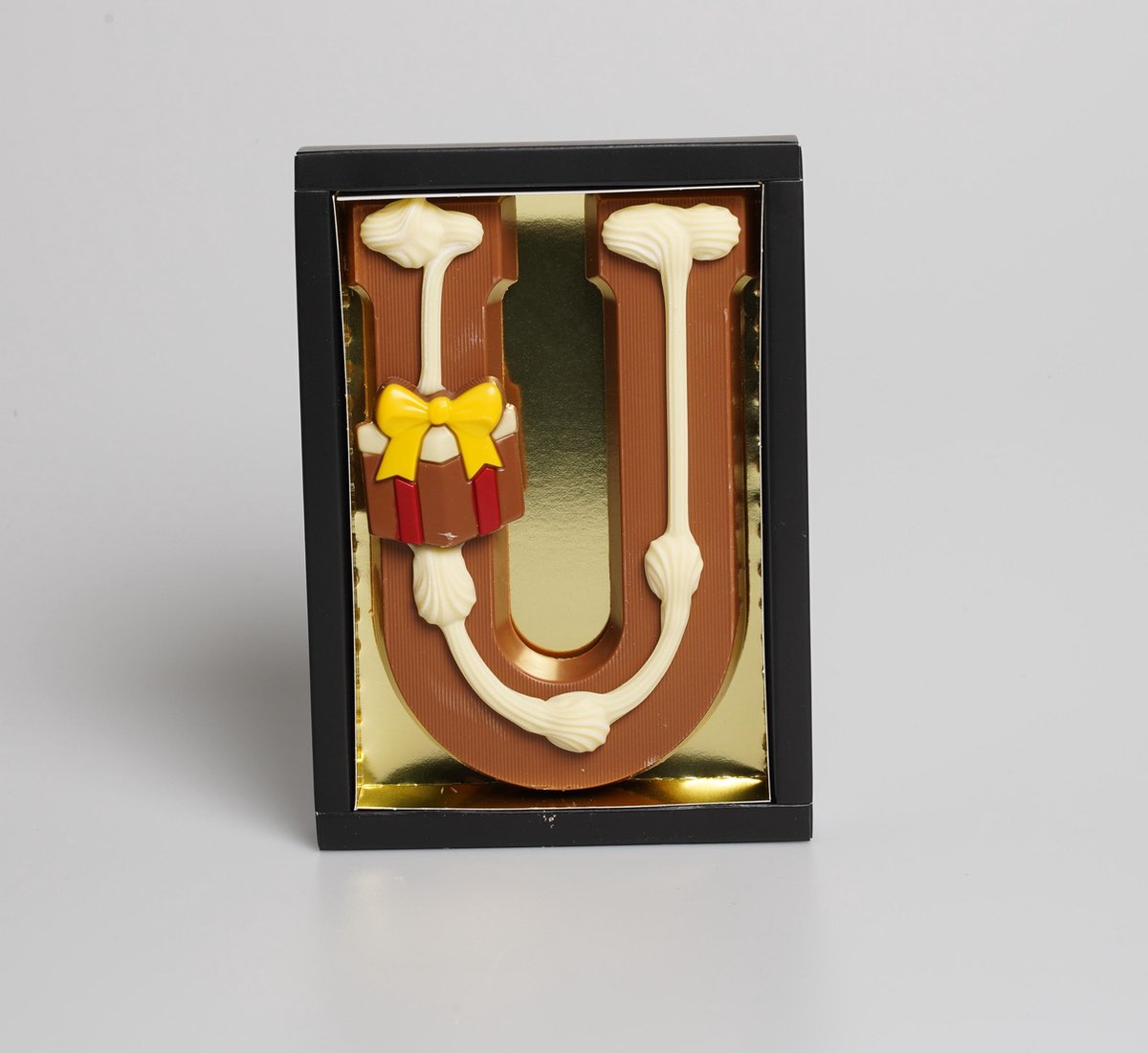 Luxe Gedecoreerde Melk Chocolade Letter U - 20 x 240 Gram — cadeau in Eten & Drinken - foto 3