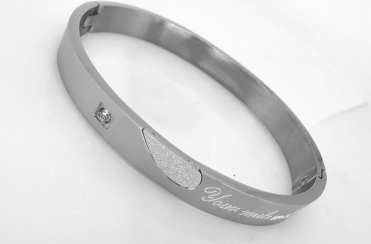 Chique dames Armband – kristal en Gezandstraalde hartje - maat 18 tot 21 cm - Stainless Steel