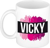Vicky  naam cadeau mok / beker met roze verfstrepen - Cadeau collega/ moederdag/ verjaardag of als persoonlijke mok werknemers