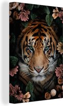 Schilderij tijger - Tijger - Bloemen - Close-up - Bladeren - Tijger canvas - Foto op canvas - Wanddecoratie - 80x120 cm