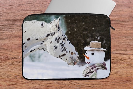Housse ordinateur 13 pouces 34x24 cm - Appaloosa - Housse Macbook & Laptop cheval Appaloosa cheval avec bonhomme de neige - Housse ordinateur portable avec photo