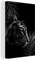 Canvas Schilderij Zijkant van een tijger tegen een zwarte achtergrond met takken - zwart wit - 60x90 cm - Wanddecoratie