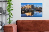 Canvas Schilderij Kanaal - Amsterdam - Huis - 60x40 cm - Wanddecoratie