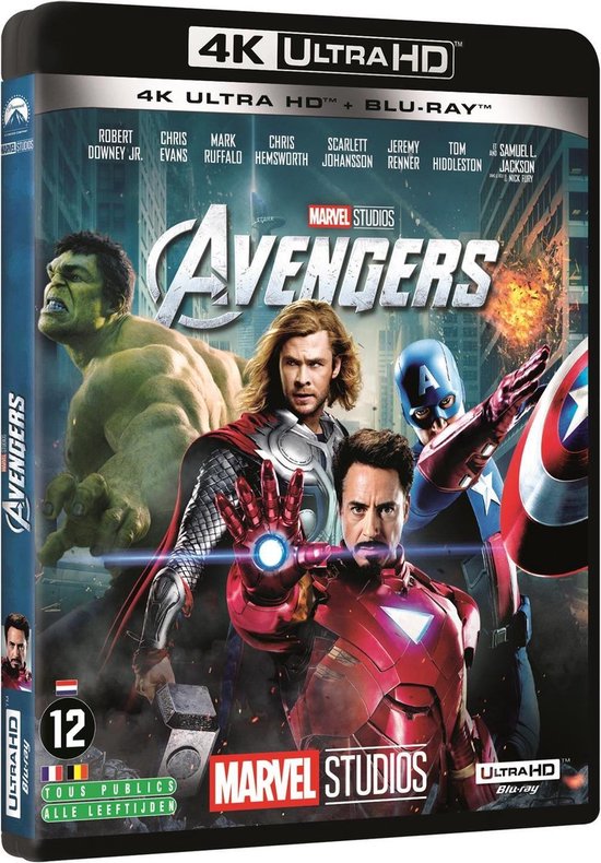 De Avengers, met Iron Man, Captain America, Thor, Hulk, Black Widow en Hawkeye, staan tegenover een dreiging.