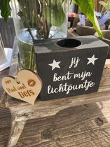 waxinehouder + houten hartje veel liefs / blok M 10x12cm  / met de tekst; lichtpuntje  / black wash