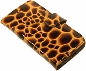 Made-NL vijf pasjes (iPhone 12 Pro) book case Bruin giraffen stug lak print leer schijfmagneet