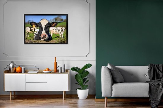 Affiche avec cadre Vache - Clôture - Herbe - Animaux - 90x60 cm
