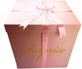LOVELO®️ Explosion Box XXL - Luxe Geschenkdoos - Giftbox - Cadeau voor Vrouw - Cadeau voor Man - Inclusief accessoires - 50 x 50 x 50 cm - Roze