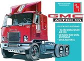 1:25 AMT 1140 GMC Astro 95 Semi Tractor Plastic kit