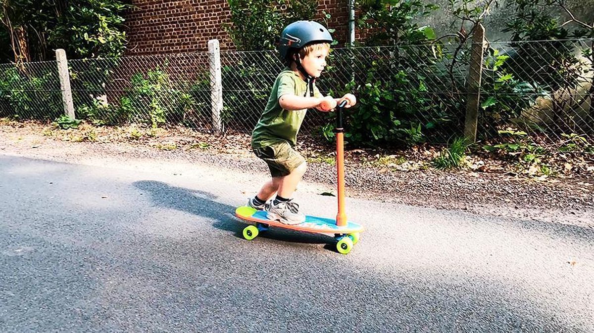 Chillafish Skateboard en Step 2-in-1 - Kinderstep omvormbaar naar Skateboard - Rood - Jongens en meisjes 3 jaar en ouder - Verstelbaar stuur - Model Skatieskootie 2 — afbeelding 5